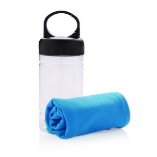 Butelka, chłodzący ręcznik